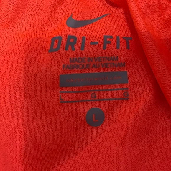 Nike shorts - Picture 3 of 3